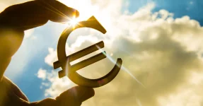 e=EuroSky_feature_031a349120ae4befb6c600dfbf7ee9ce.webp